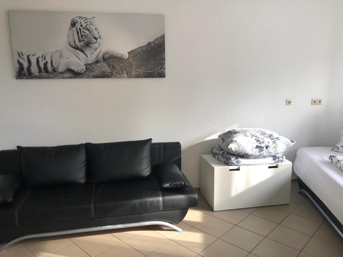 Kraichgau # 1-Zkd Mit Ebk, Modern Und Barrierefrei, Monteurzimmer, Self-Check-In Ittlingen エクステリア 写真